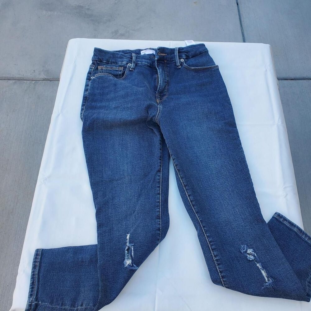 Good-american Women's Blue and Navy Jeans